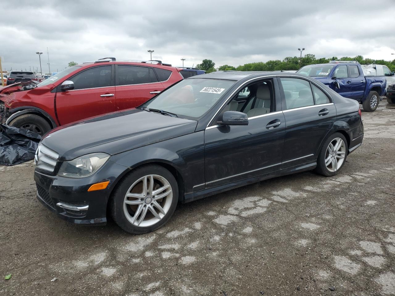 2013 Mercedes-Benz C 250 zu verkaufen in Indianapolis, IN - Minor Dent/Scratches