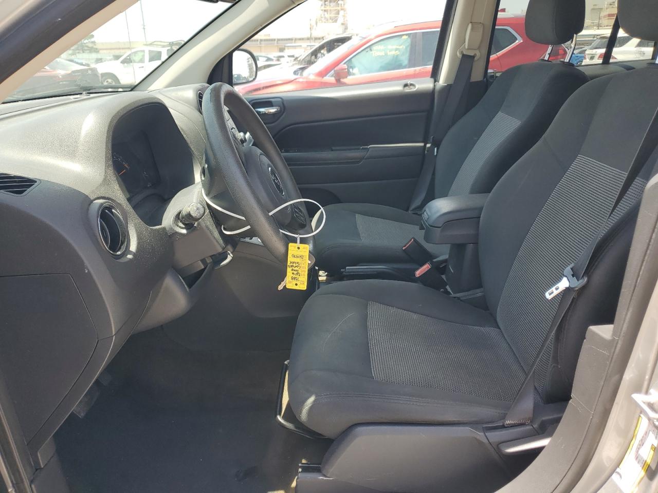 2016 Jeep Compass Sport VIN: 1C4NJCBA0GD811570 Lot: 57249435