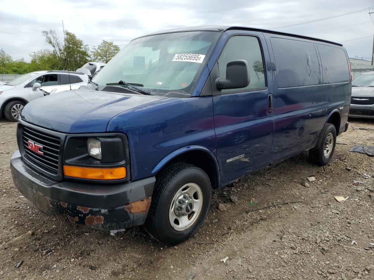 2003 Gmc Savana G2500 for Sale in Chicago Heights, IL - Side