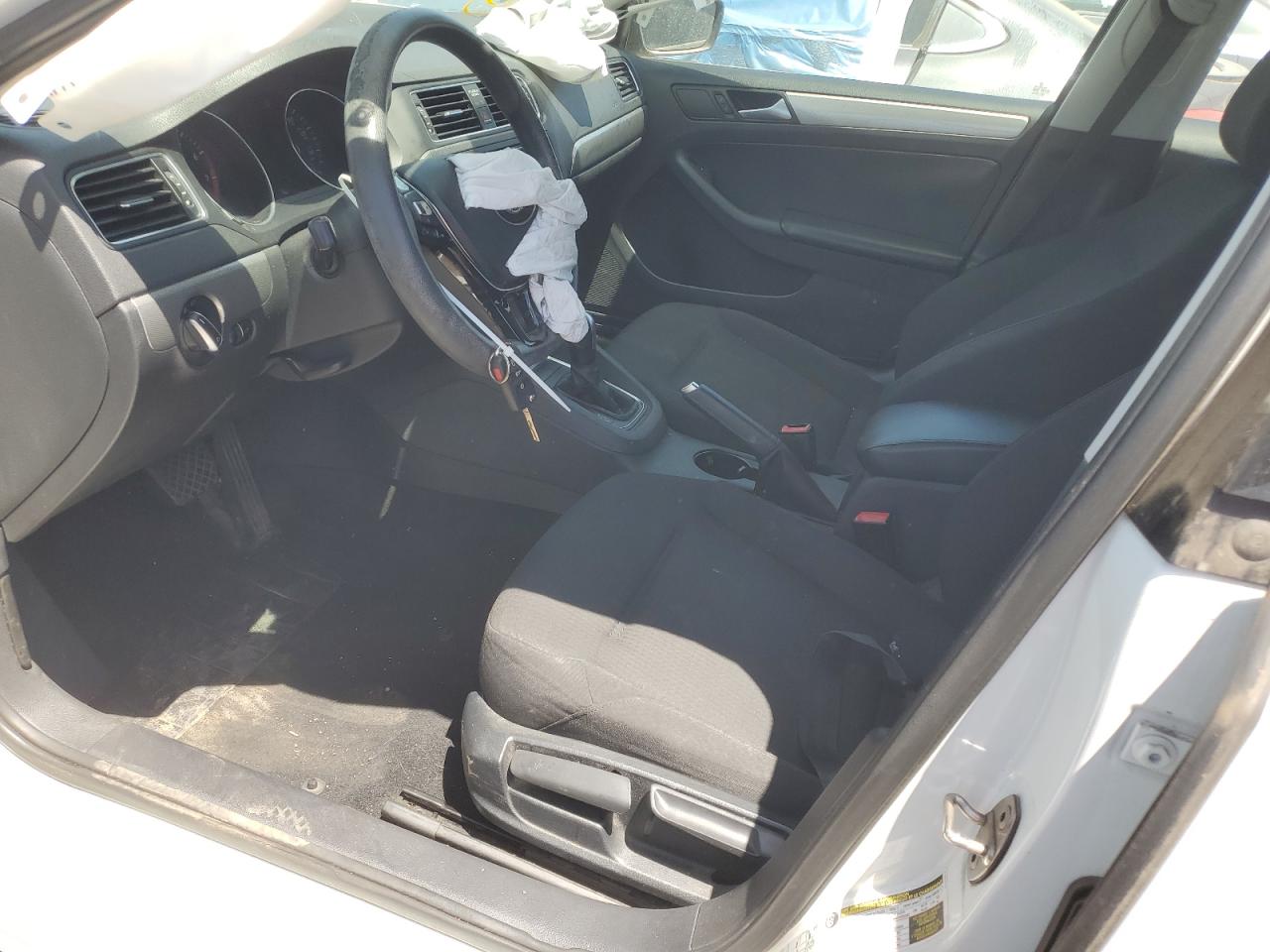 2016 Volkswagen Jetta - Image 7