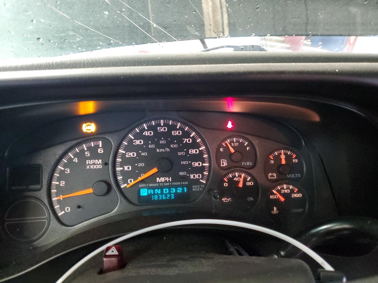 2001 Chevrolet Tahoe K1500 VIN: 1GNEK13T11R105615 Lot: 54928215