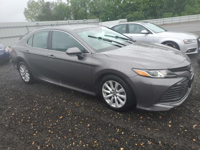  TOYOTA CAMRY 2018 Серый