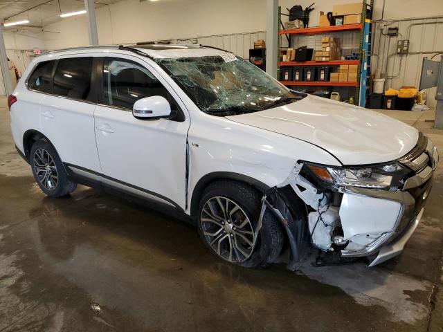  MITSUBISHI OUTLANDER 2017 Білий