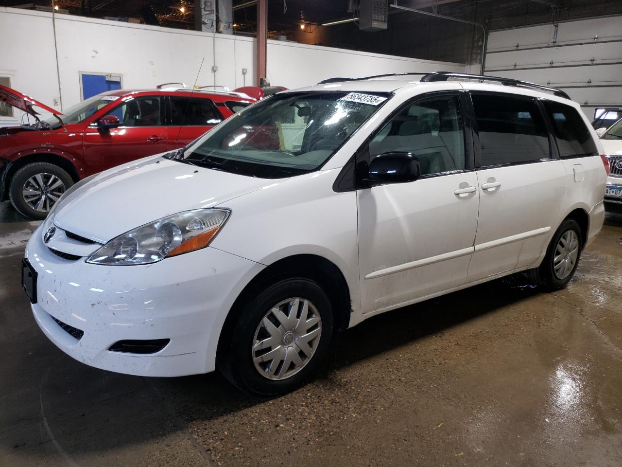 2008 Toyota Sienna Ce იყიდება Blaine-ში, MN - Rear End