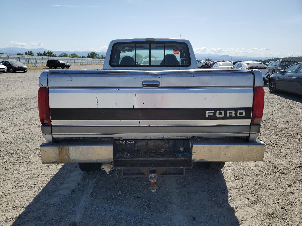 1992 Ford F250 VIN: 1FTHX26G7NKA09689 Lot: 55904895