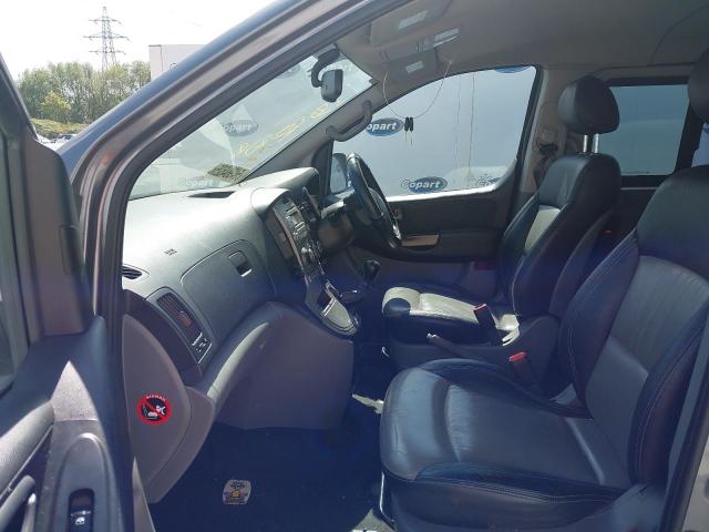 2011 HYUNDAI I800 STYLE
