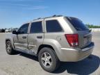 2005 Jeep Grand Cherokee Laredo продається в Fresno, CA - Side