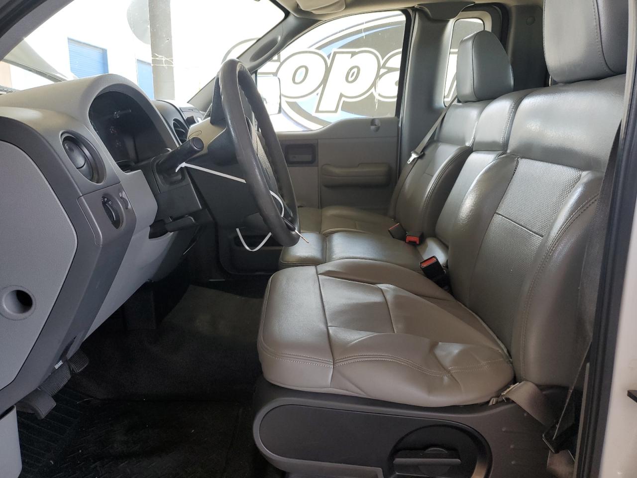 2006 Ford F150 VIN: 1FTRF12256NB87497 Lot: 57117645