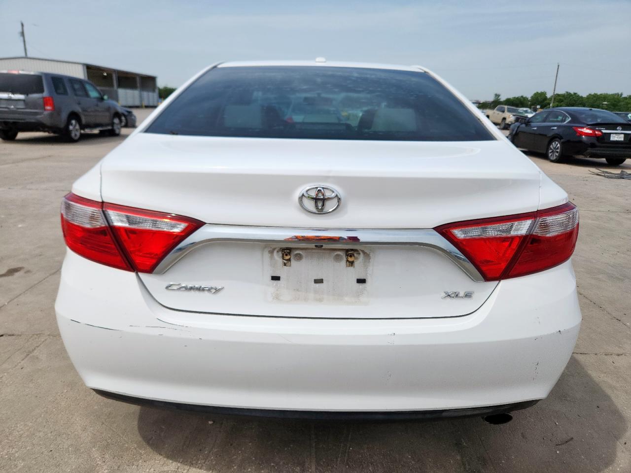 2015 Toyota Camry Le VIN: 4T1BF1FK7FU891195 Lot: 56657375