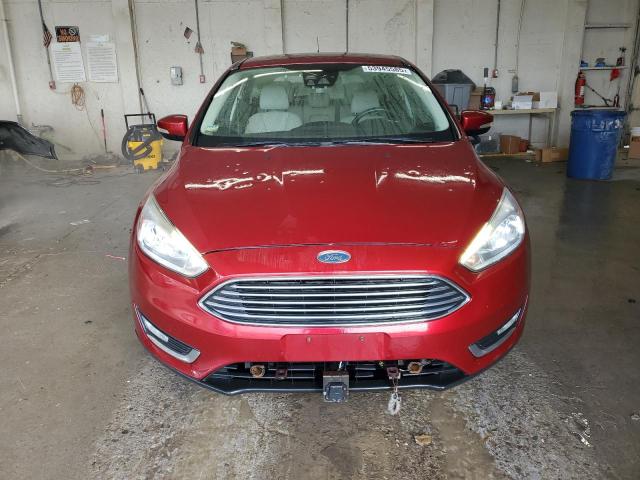Hatchbacks FORD FOCUS 2016 Red
