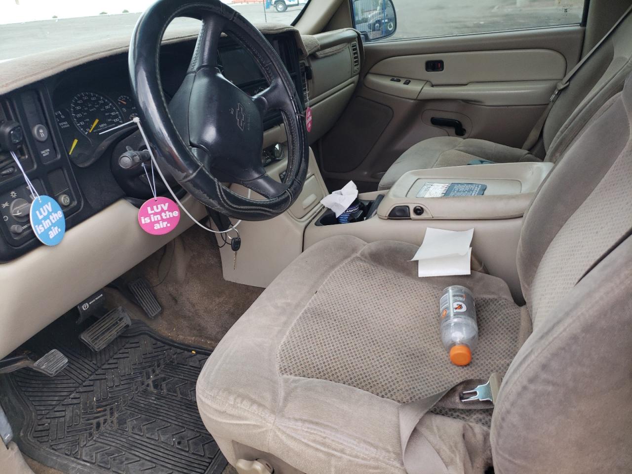 2001 Chevrolet Suburban C1500 VIN: 3GNEC16T81G222813 Lot: 55534705