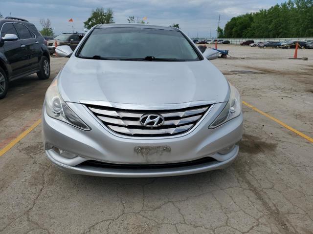  HYUNDAI SONATA 2012 Серебристый