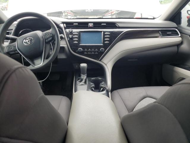  TOYOTA CAMRY 2018 Серый