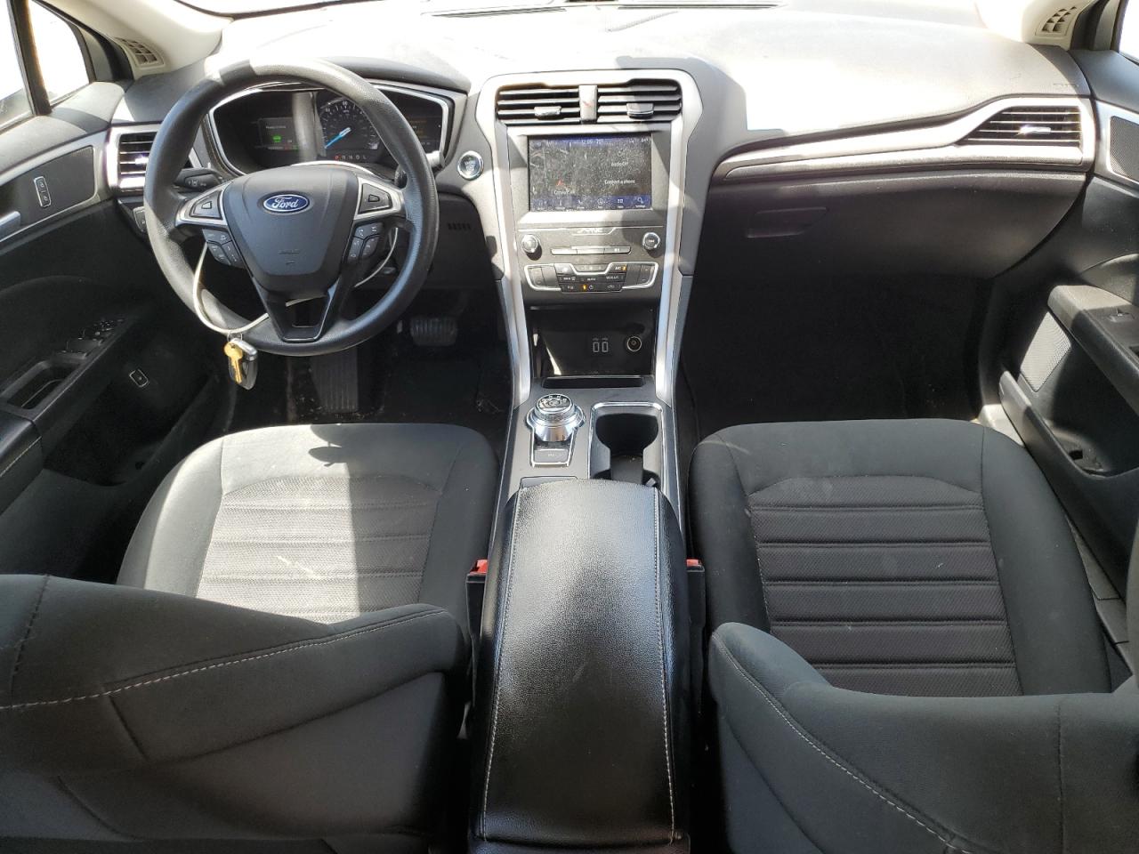 2020 Ford Fusion Se VIN: 3FA6P0LUXLR177072 Lot: 54025775