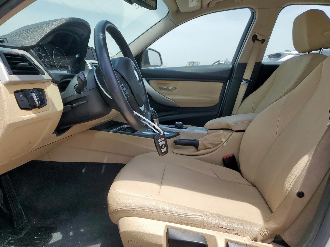 2018 BMW 320 I VIN: WBA8E1G57JNU89882 Lot: 57174675
