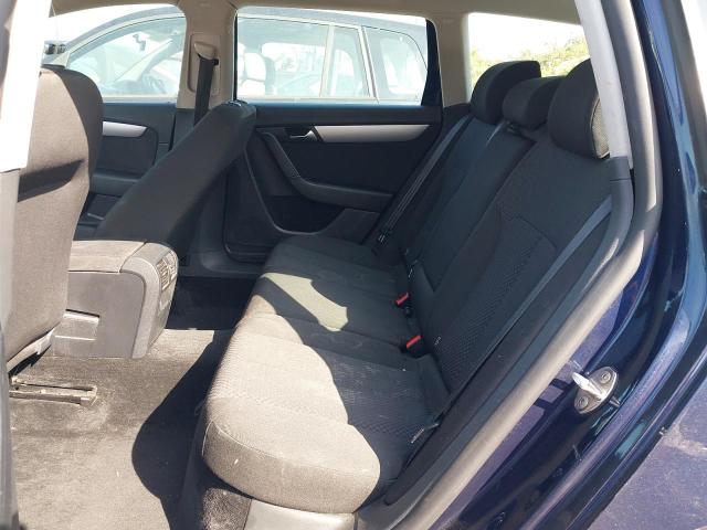 2011 VOLKSWAGEN PASSAT S B