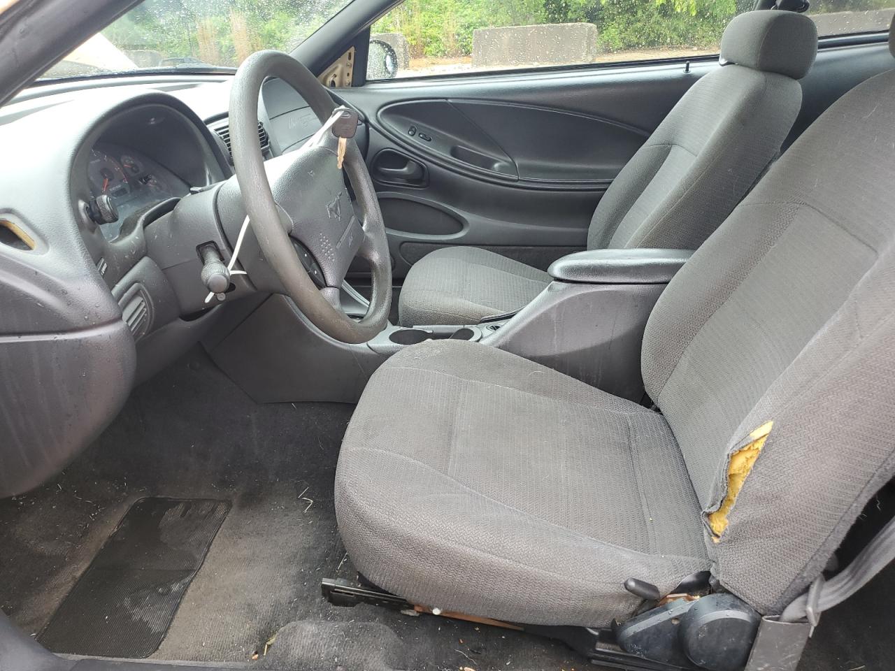 2000 Ford Mustang VIN: 1FAFP404XYF179209 Lot: 56727285