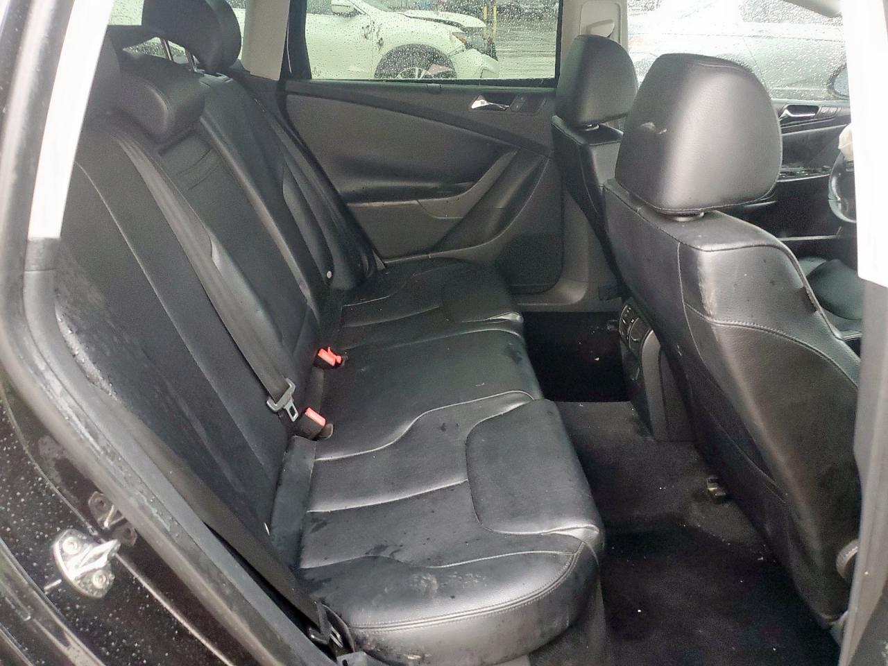 2008 Volkswagen Passat Wagon Komfort VIN: WVWLK73C58E213899 Lot: 55810435
