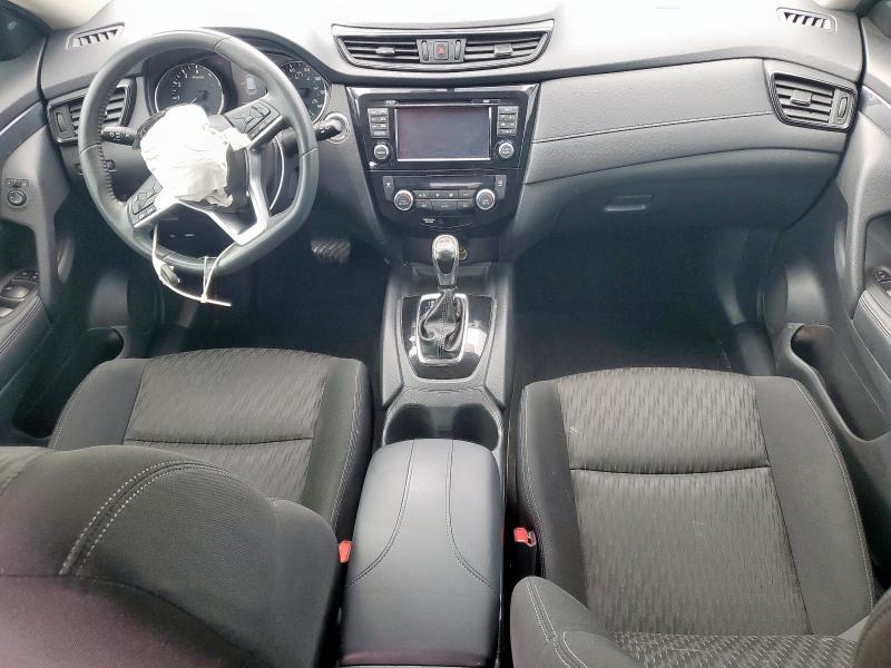  NISSAN ROGUE 2017 White