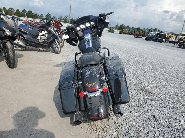  HARLEY-DAVIDSON FL 2021 Чорний