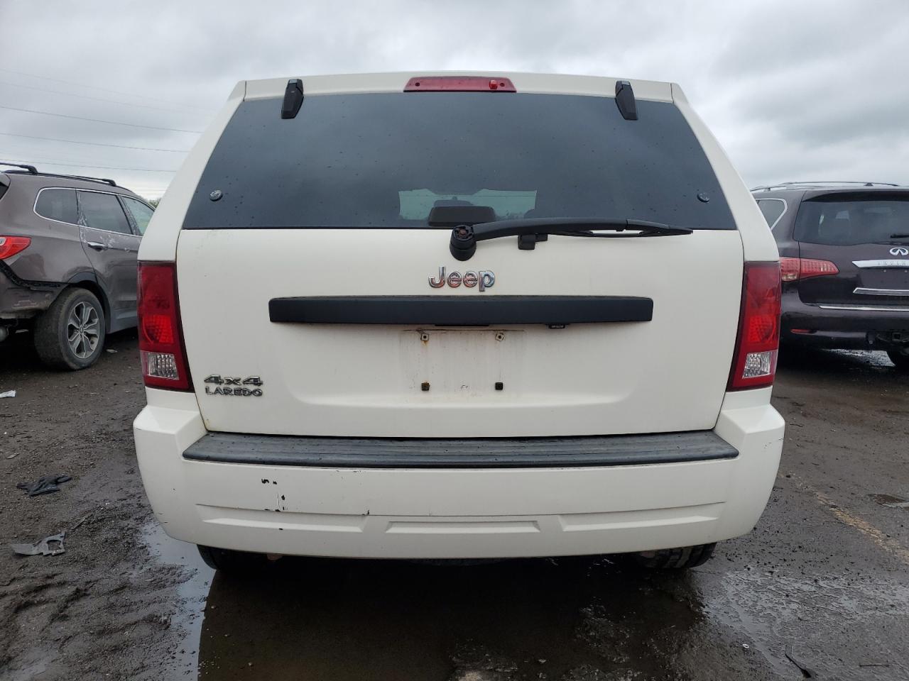 2007 Jeep Grand Cherokee Laredo VIN: 1J8GR48K87C610537 Lot: 56955385