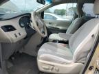 2011 Toyota Sienna Le للبيع في Dyer، IN - Rear End