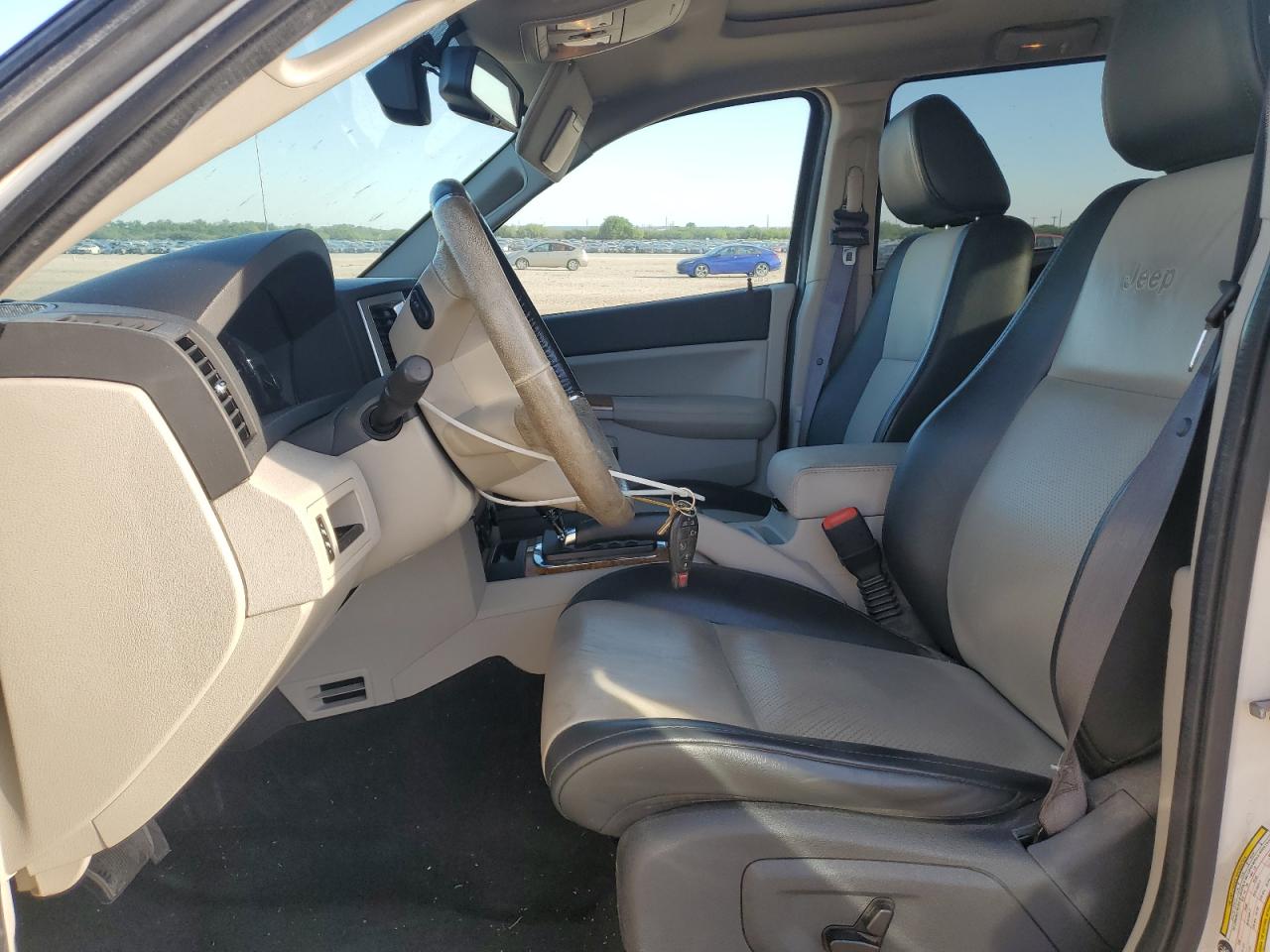 2008 Jeep Grand Cherokee Limited VIN: 1J8HS58M88C133383 Lot: 56889755