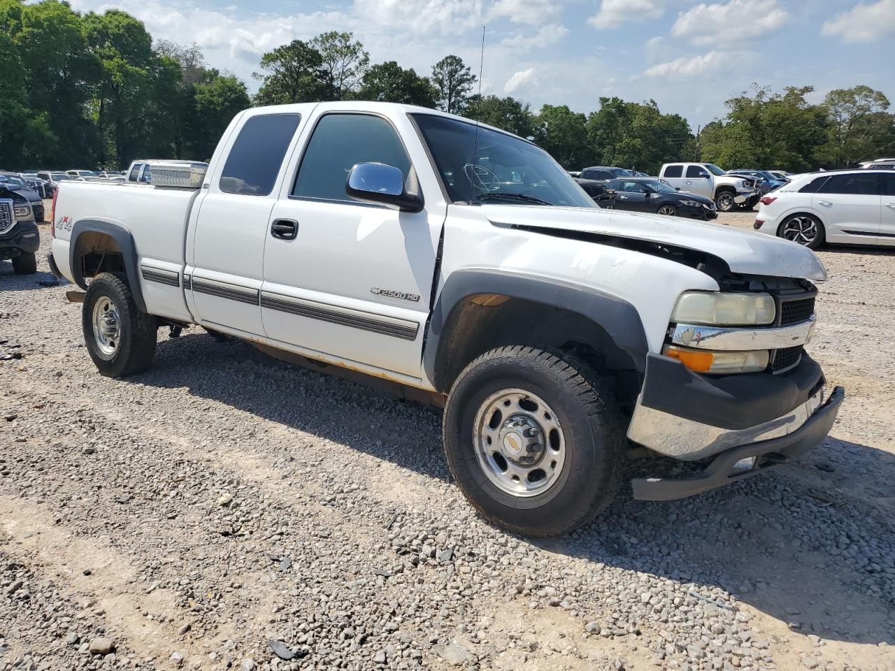 2002 Chevrolet Silverado - Image 4