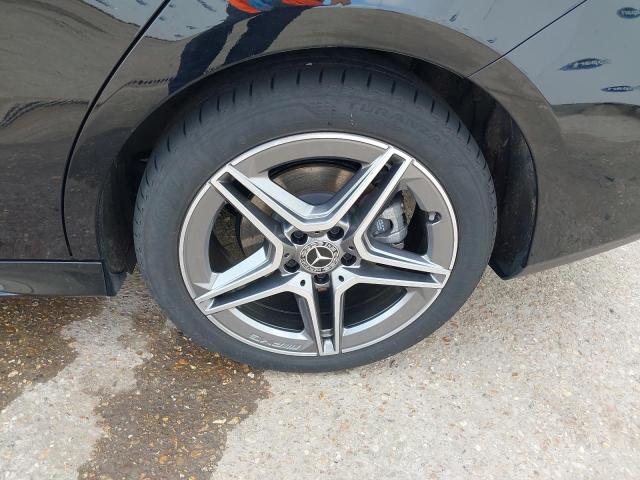 2024 MERCEDES BENZ CLA 200 AM