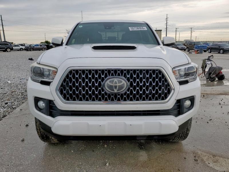  TOYOTA TACOMA 2019 Білий