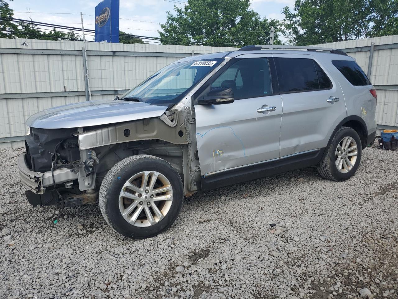 2013 Ford Explorer Xlt for Sale in Walton, KY - Front End