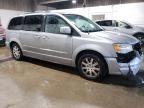 2014 Chrysler Town & Country Touring продається в Blaine, MN - Front End