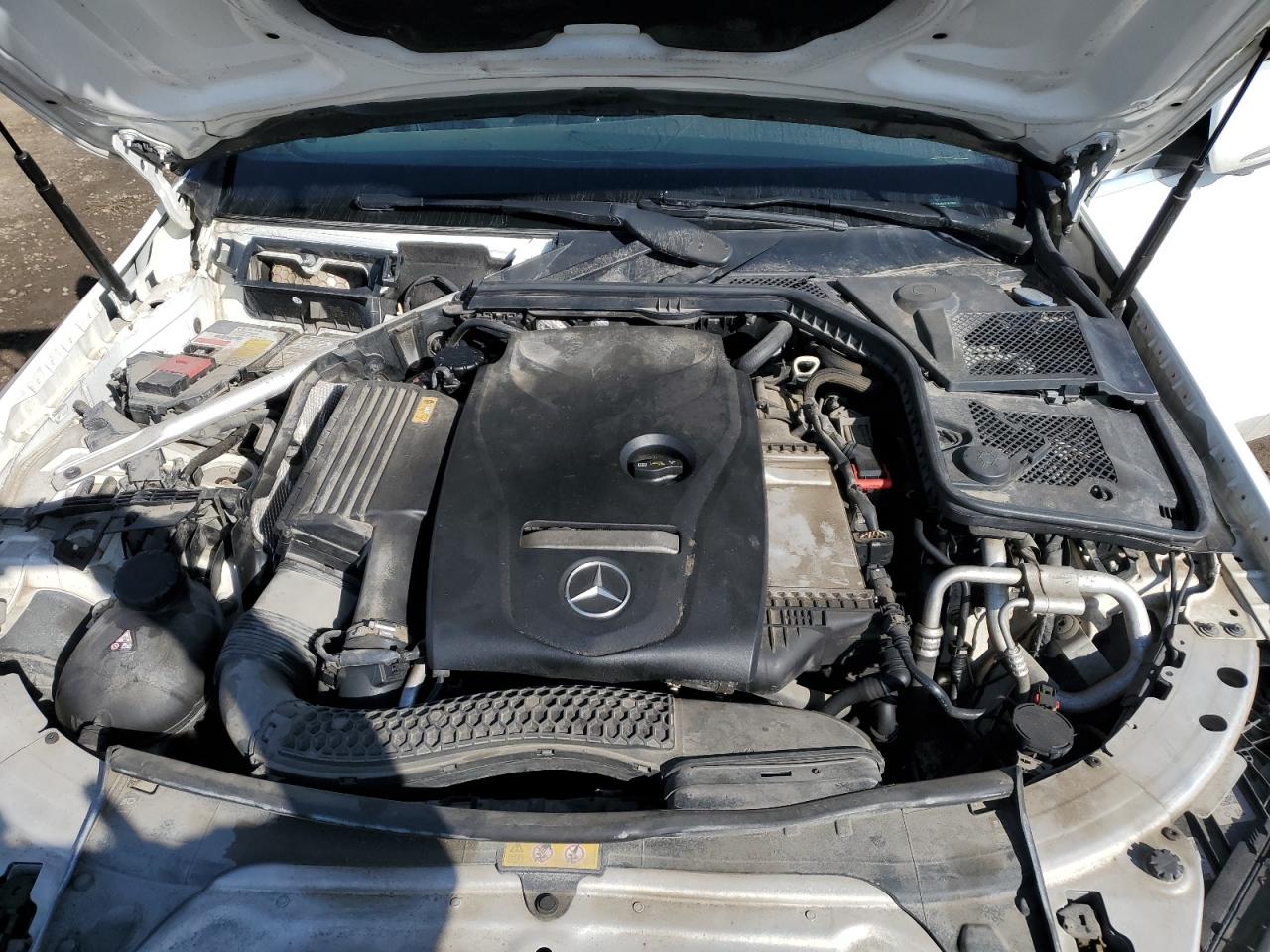 2015 Mercedes-Benz C 300 4Matic VIN: 55SWF4KB0FU012897 Lot: 57091555