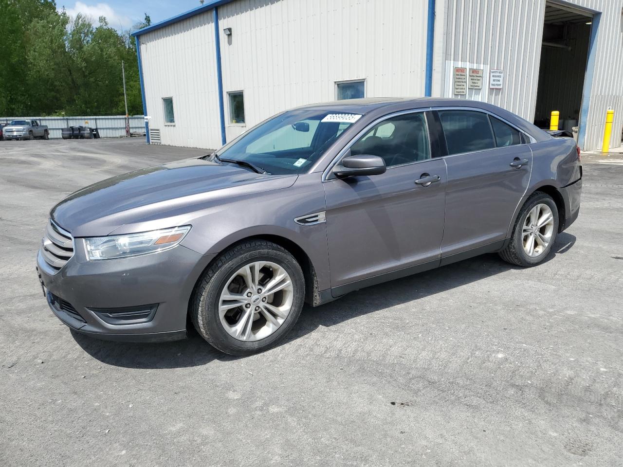 2014 Ford Taurus Sel за продажба в Albany, NY - Rear End