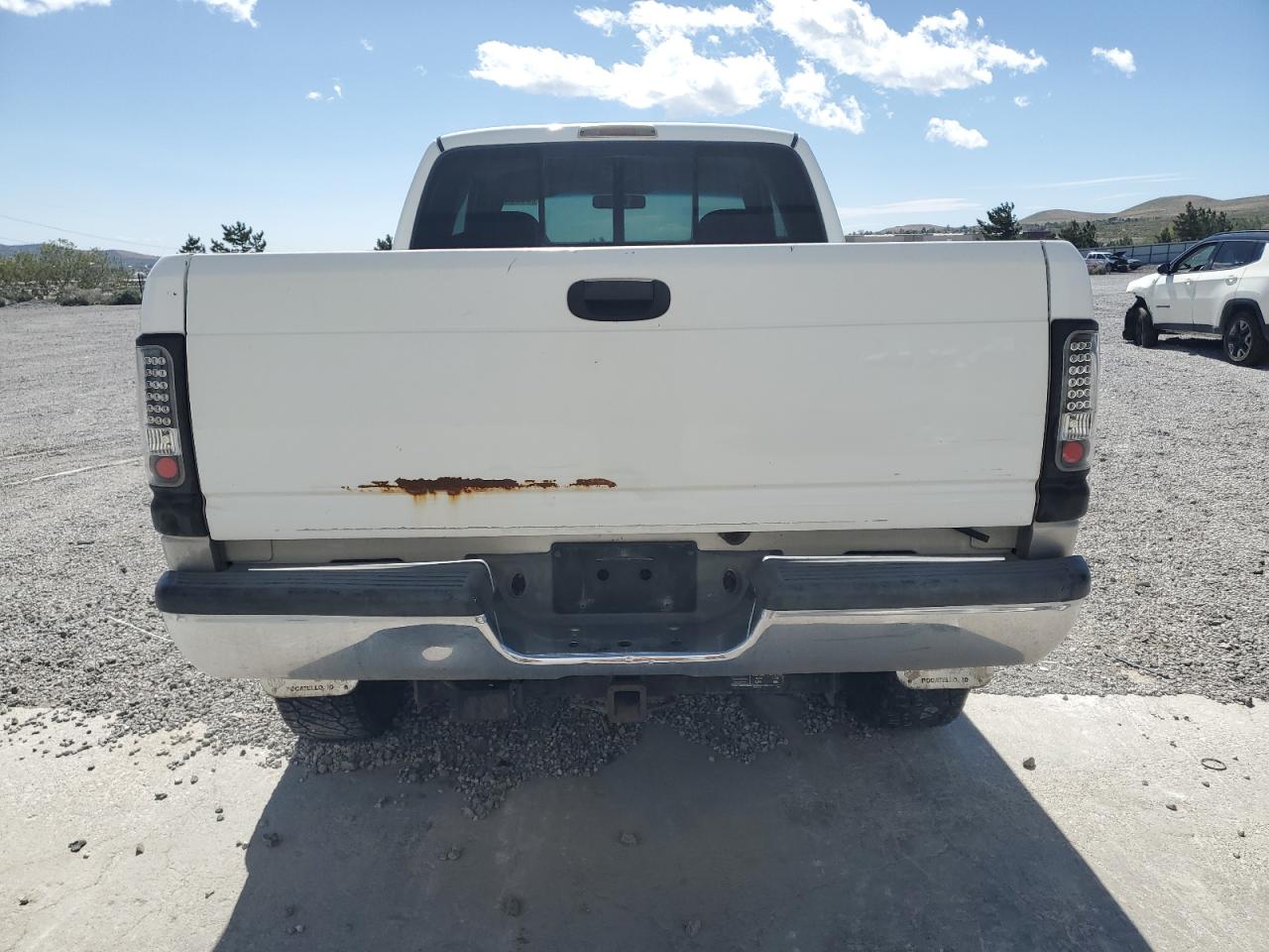 2000 Dodge Ram 2500 VIN: 1B7KF2361YJ118129 Lot: 55865215