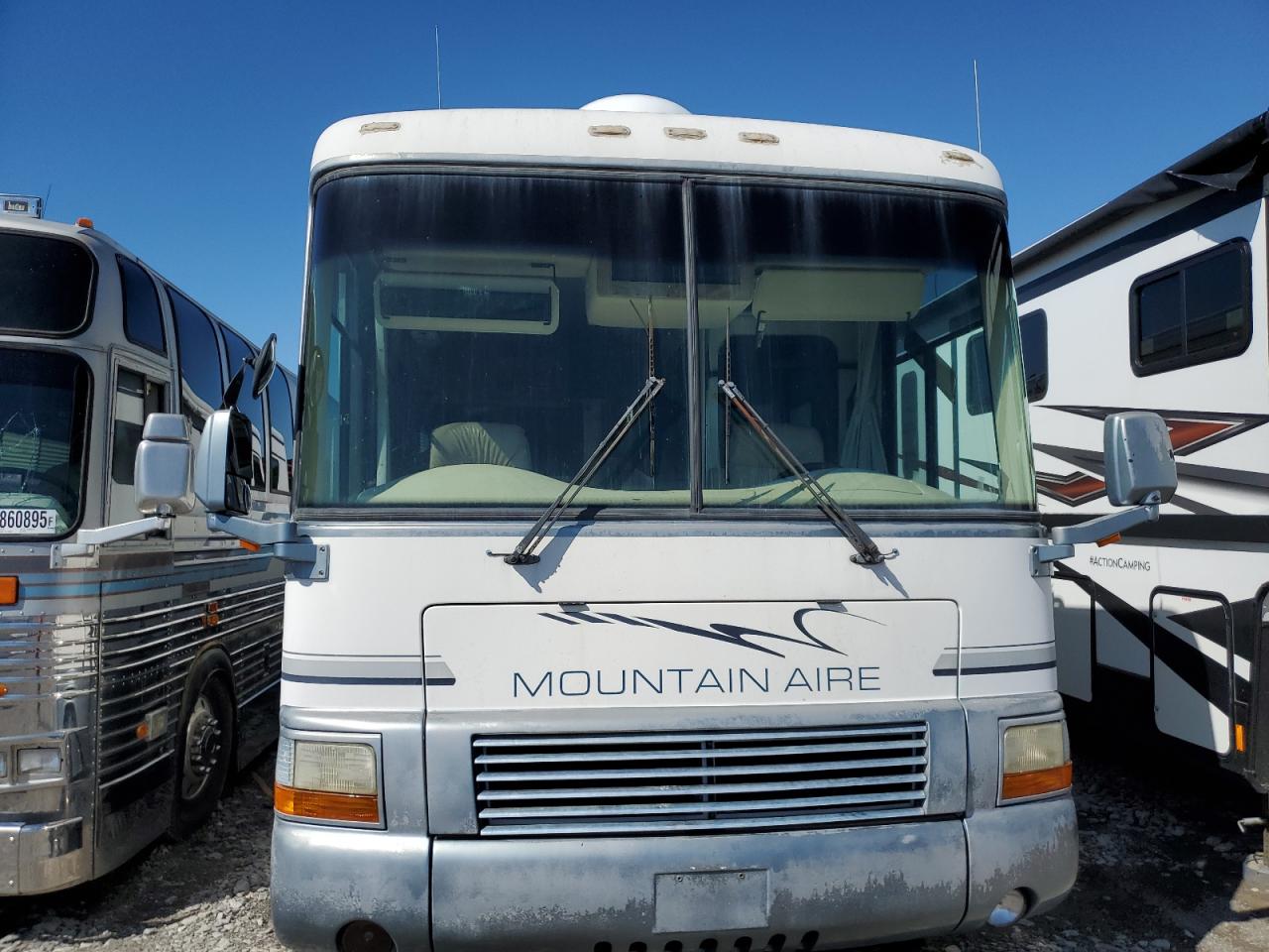1999 Ford F550 Super Duty Stripped Chassis VIN: 3FCNF53S4XJA12899 Lot: 56836765