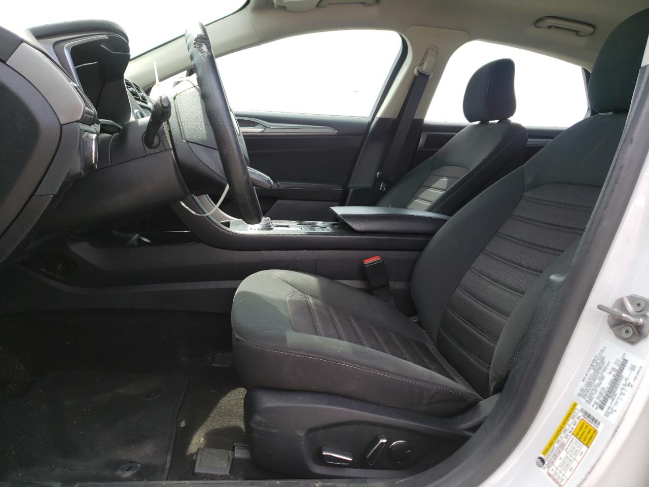 2020 Ford Fusion Se VIN: 3FA6P0LU9LR119101 Lot: 54037395