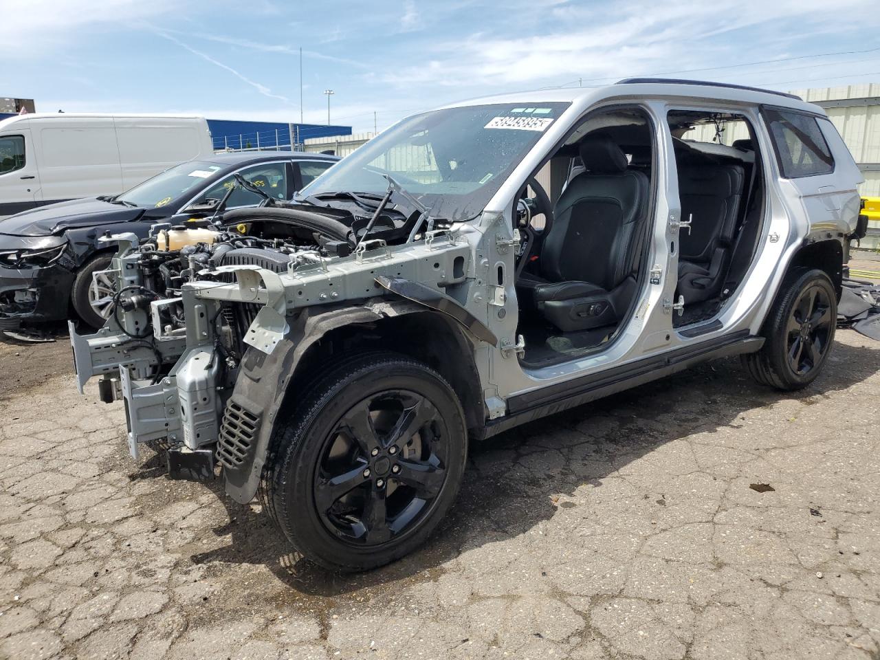 Woodhaven, MI에서 판매 중인 2023 Jeep Grand Cherokee L Laredo - Stripped