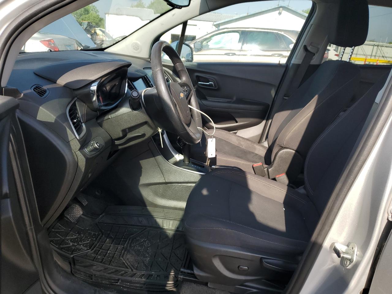 2019 Chevrolet Trax Ls VIN: 3GNCJKSB1KL405351 Lot: 57152735
