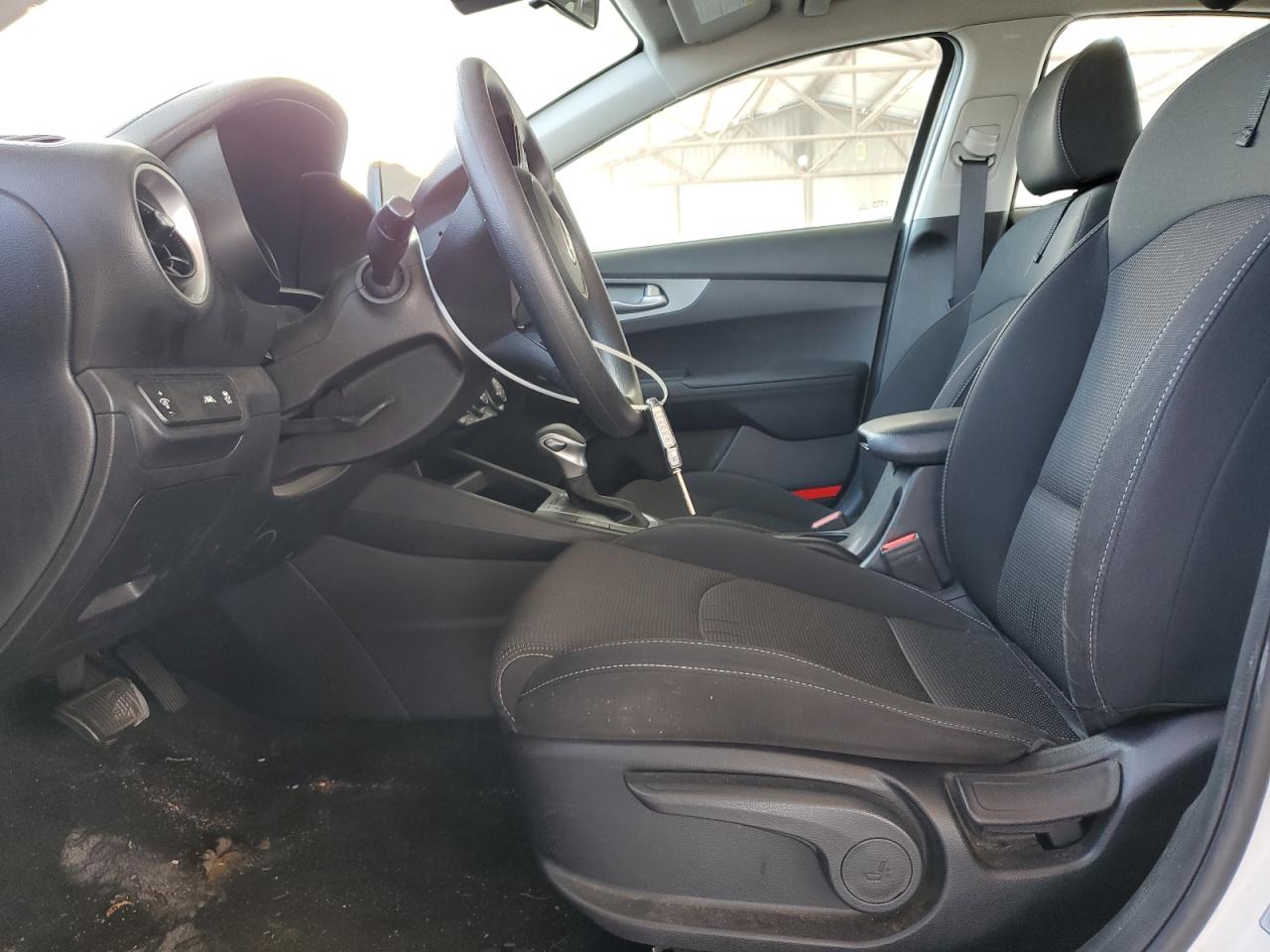 2020 Kia Forte Fe VIN: 3KPF24AD9LE261149 Lot: 90592785