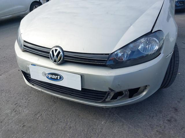 2010 VOLKSWAGEN GOLF SE TS
