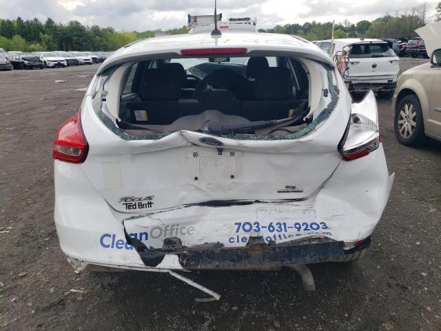  FORD FOCUS 2016 Белый