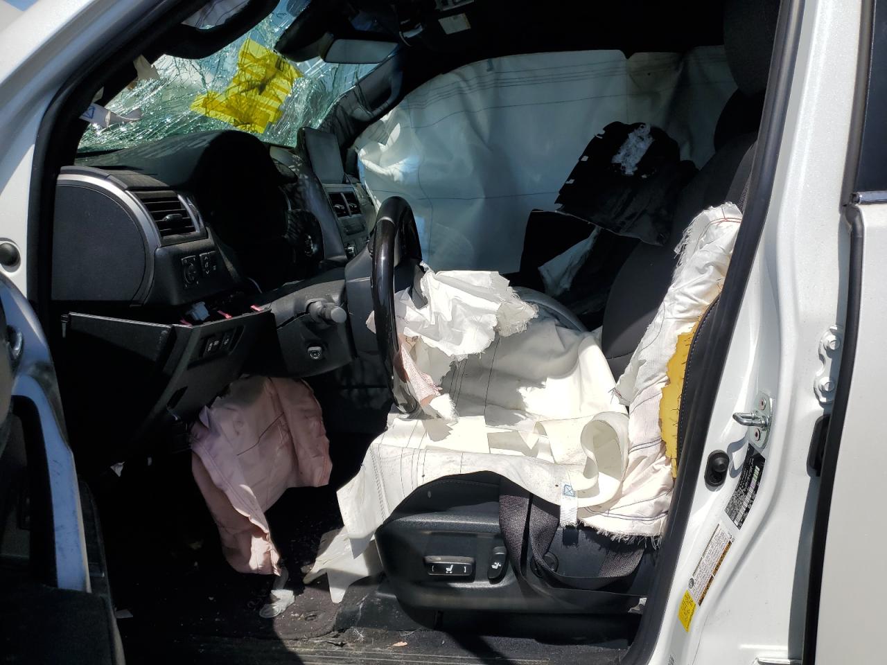 2023 Lexus Gx 460 VIN: JTJAM7BX2P5366015 Lot: 57270605
