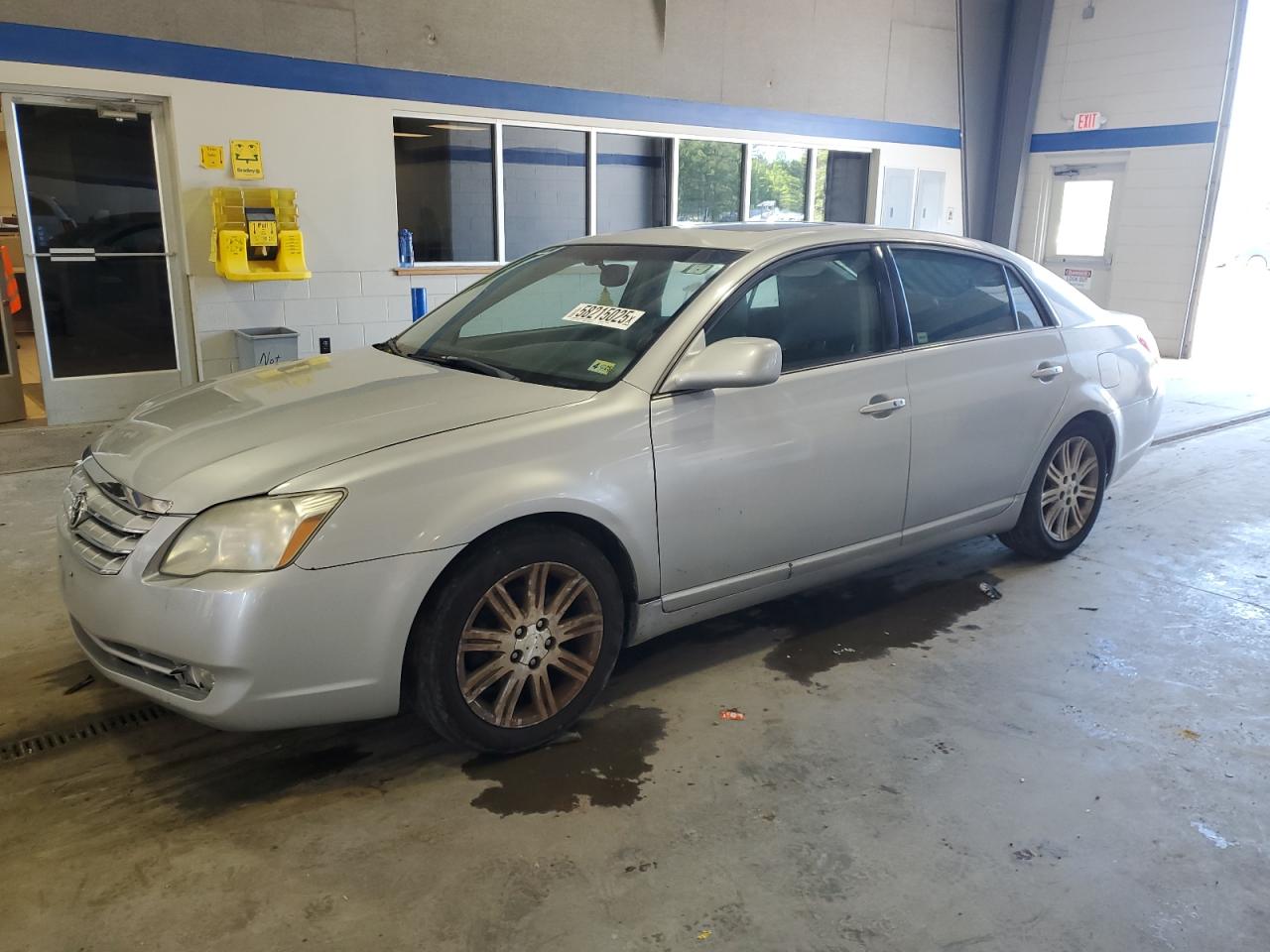 4T1BK36B86U123880 TOYOTA AVALON Photo 1