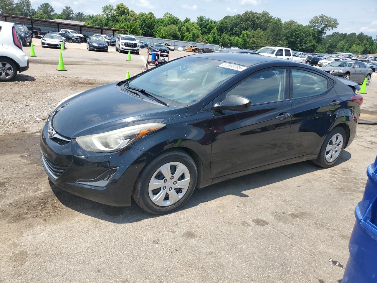 HYUNDAI ELANTRA