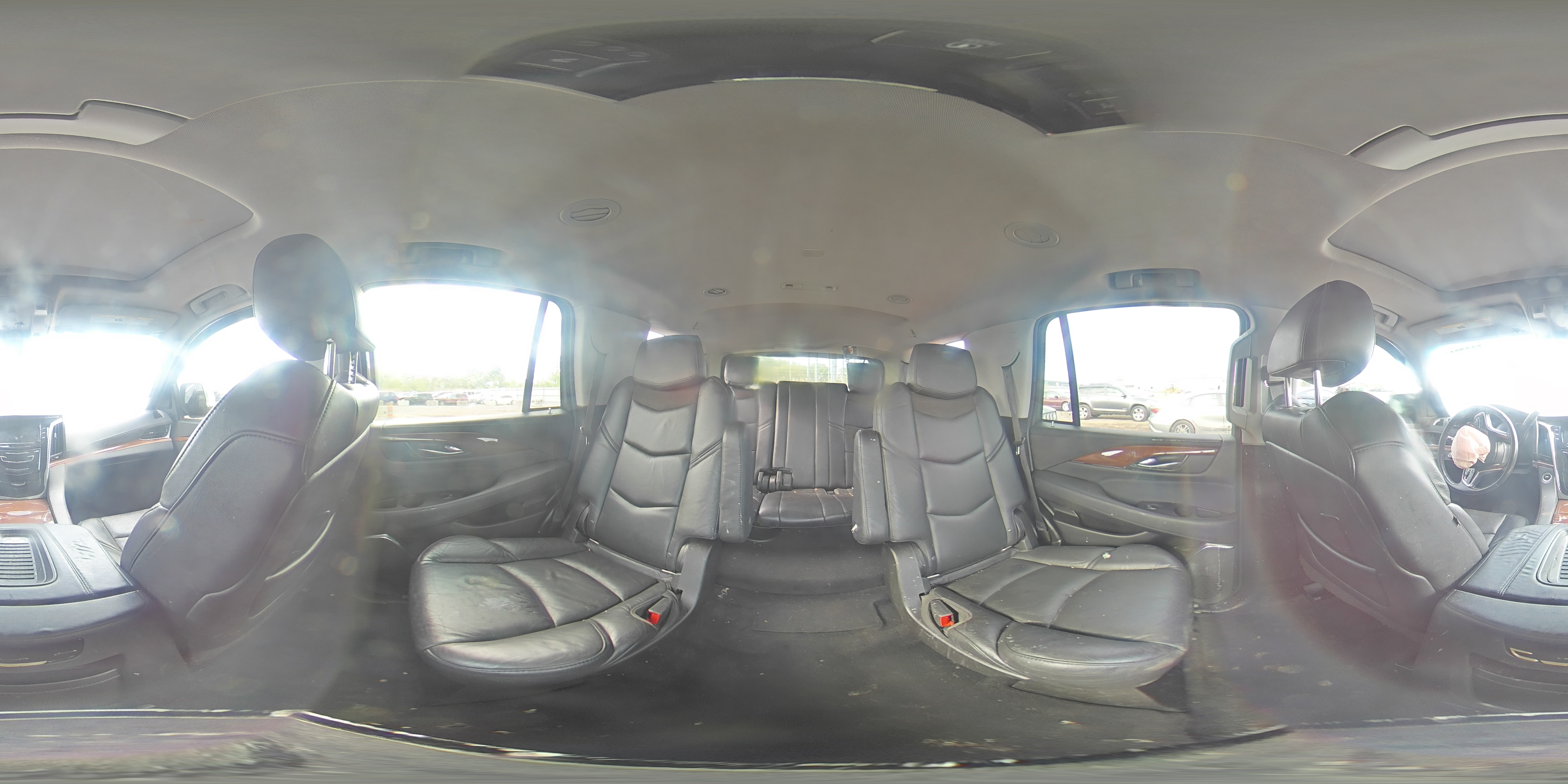2018 Cadillac Escalade Luxury VIN: 1GYS4BKJ9JR197451 Lot: 56870235