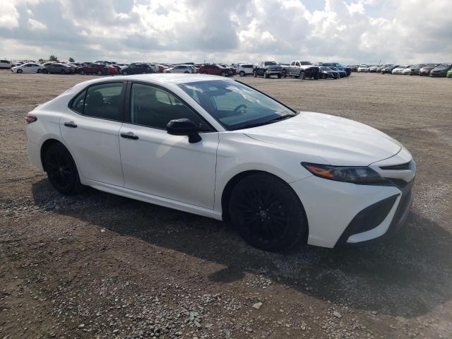  TOYOTA CAMRY 2021 White
