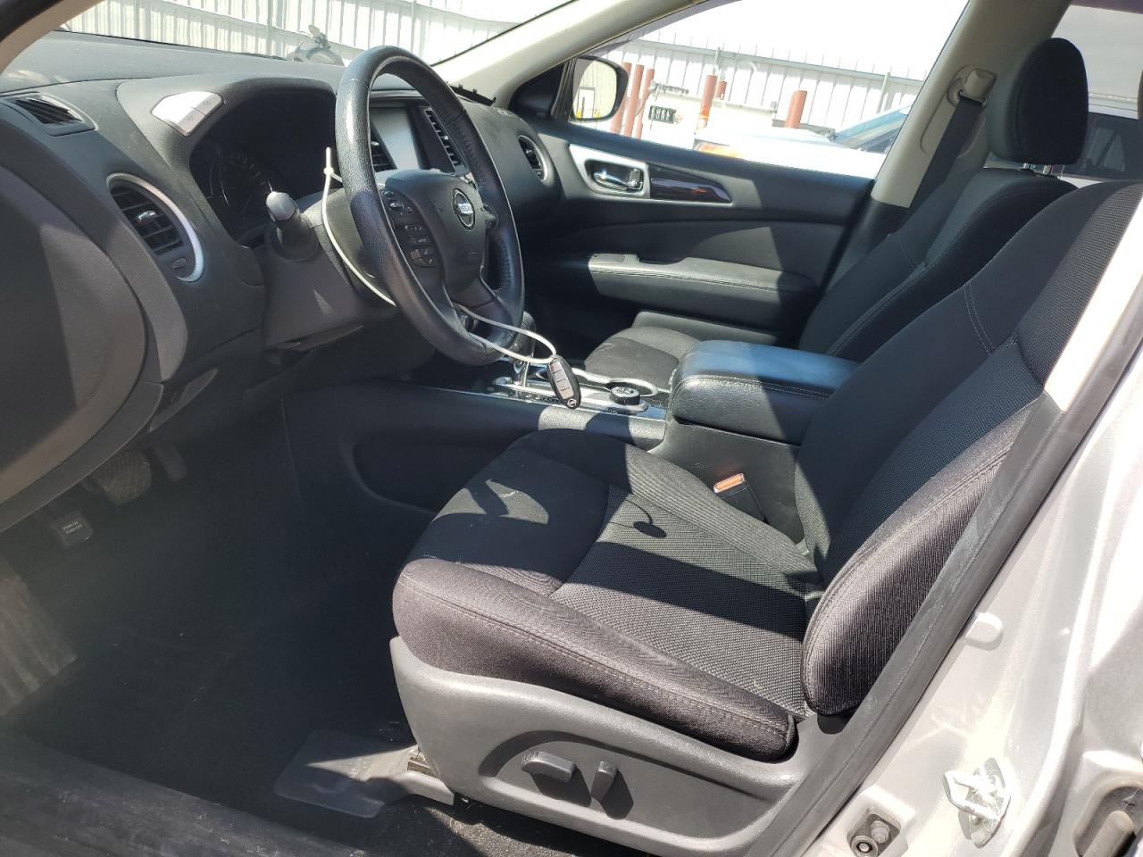 2019 Nissan Pathfinder S VIN: 5N1DR2MM2KC577240 Lot: 56859205