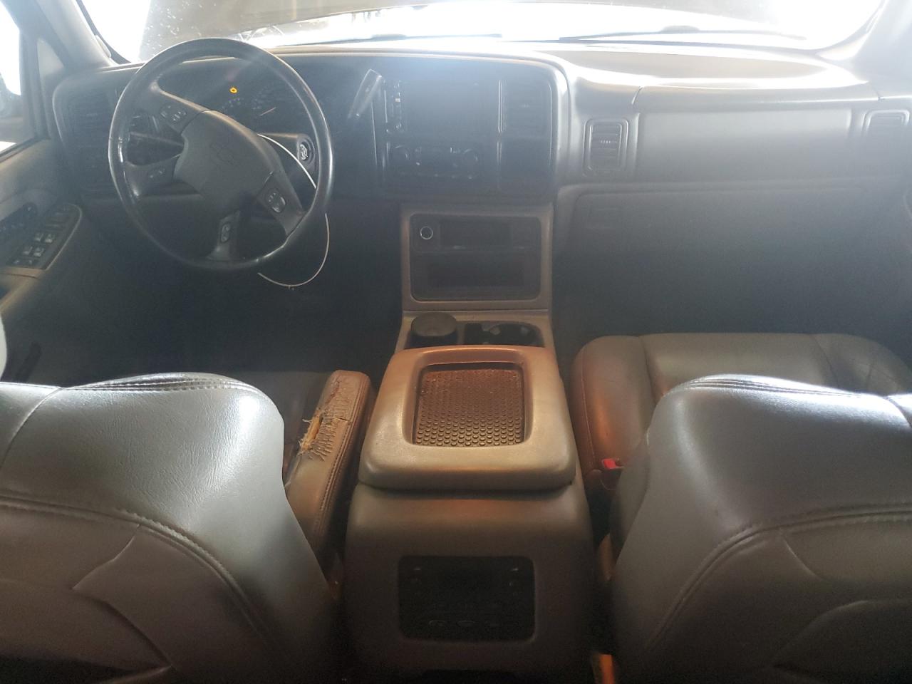 2005 Chevrolet Suburban K1500 VIN: 3GNFK16ZX5G144763 Lot: 57498535