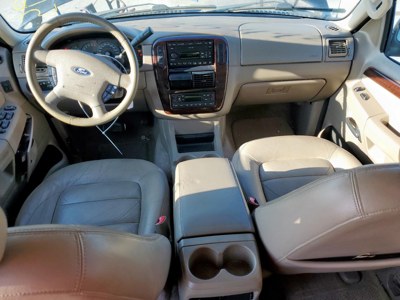 2004 Ford Explorer Limited VIN: 1FMZU65KX4UC05800 Lot: 56354925